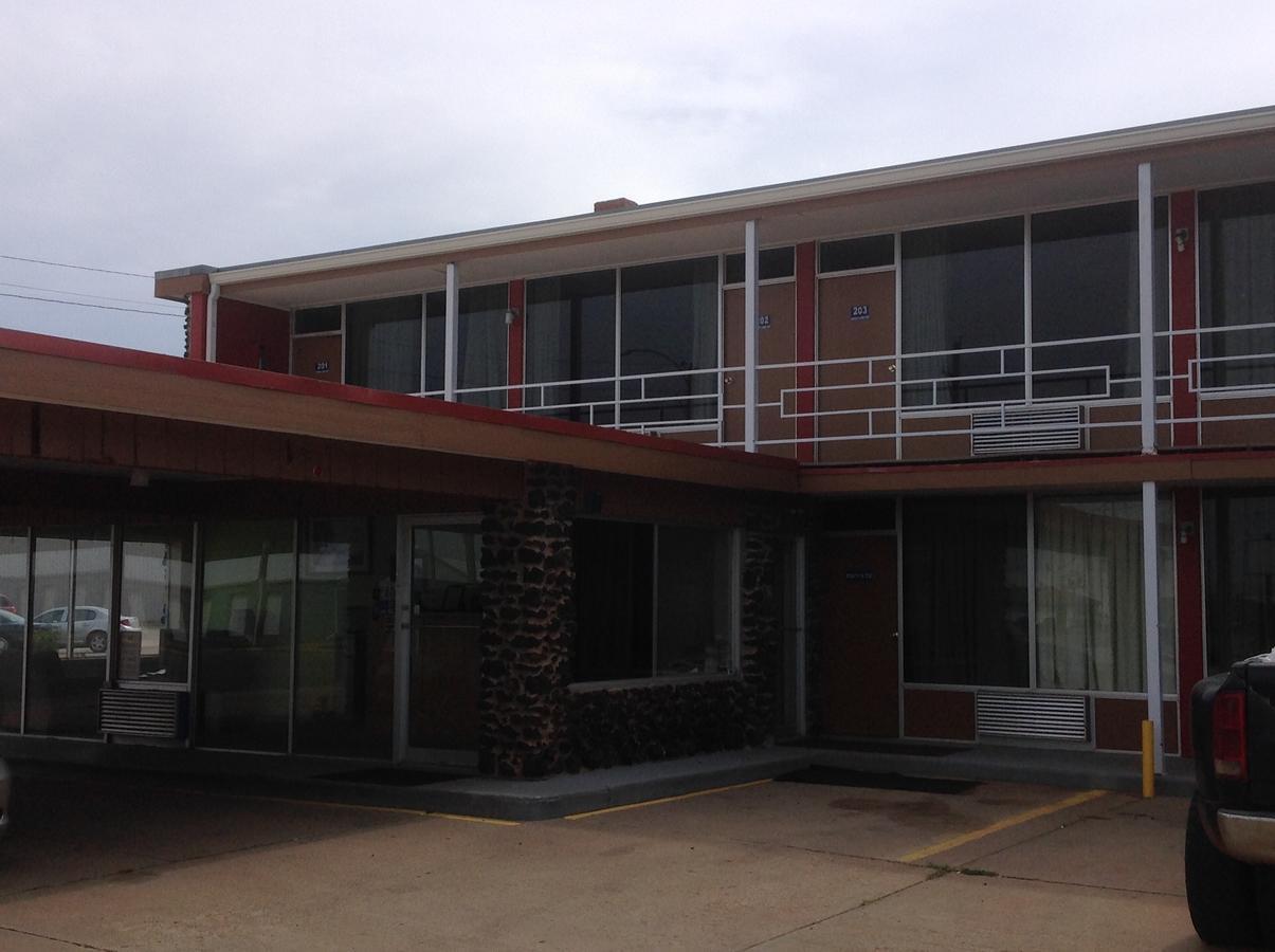 Wheatland Inn Anthony Luaran gambar